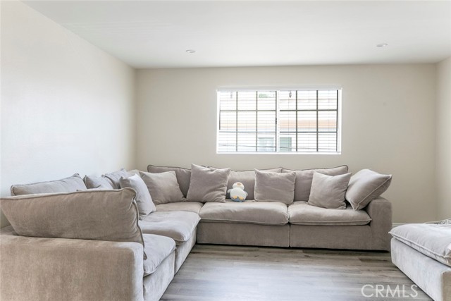 Detail Gallery Image 15 of 31 For 1148 San Rafael Ave #6,  Glendale,  CA 91202 - 1 Beds | 1 Baths