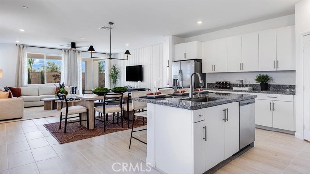 Detail Gallery Image 3 of 17 For 11378 N Star Ln, Desert Hot Springs,  CA 92440 - 3 Beds | 2 Baths