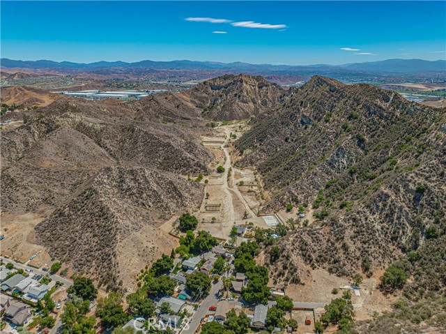 Detail Gallery Image 5 of 71 For 29701 Jackson St, Castaic,  CA 91384 - 2 Beds | 2 Baths