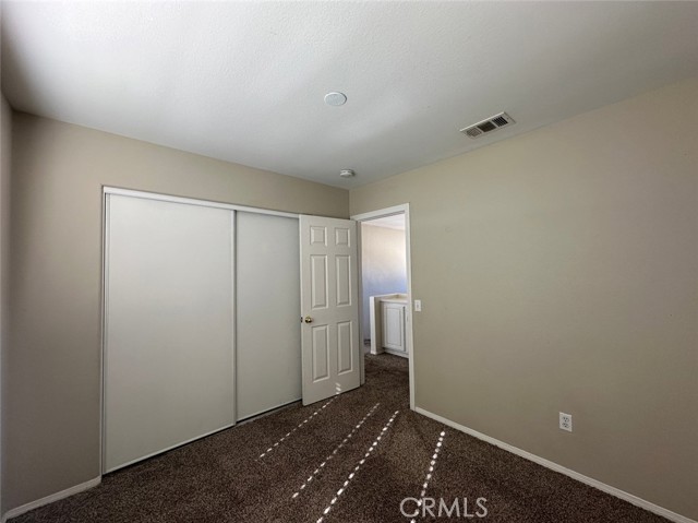 Detail Gallery Image 15 of 31 For 15300 Adobe Way, Moreno Valley,  CA 92555 - 5 Beds | 2/1 Baths