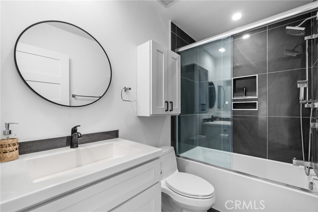 Detail Gallery Image 21 of 44 For 5 Kialoa Ct #99,  Newport Beach,  CA 92663 - 4 Beds | 2/1 Baths