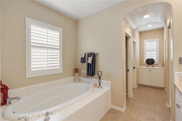 Detail Gallery Image 15 of 30 For 8395 Edgewood St, Chino,  CA 91708 - 3 Beds | 2/1 Baths