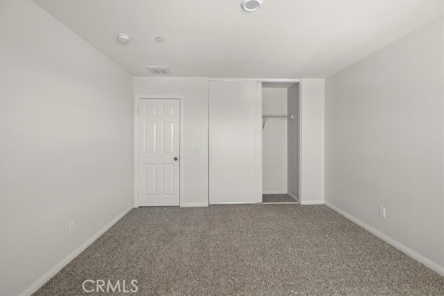 5585 Bella Way, Fontana CA: https://media.crmls.org/medias/1f71e370-03a6-4153-a9d5-cecddbda0567.jpg