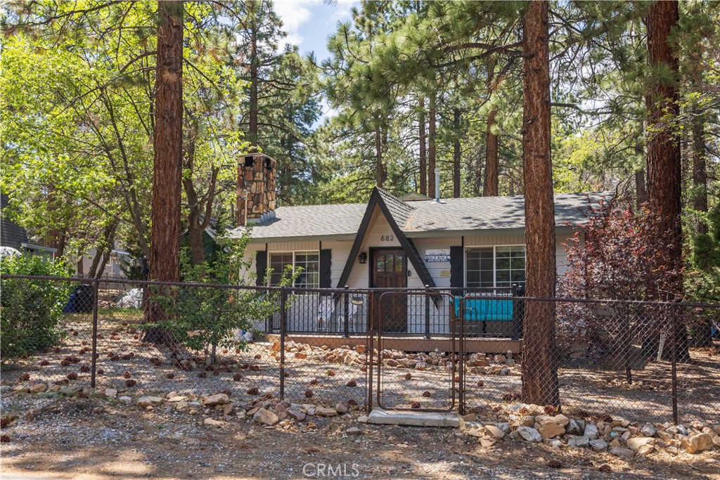 682 Maple Lane