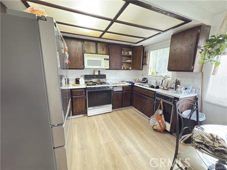 Detail Gallery Image 27 of 62 For 3702 W 126th, Hawthorne,  CA 90250 - – Beds | – Baths