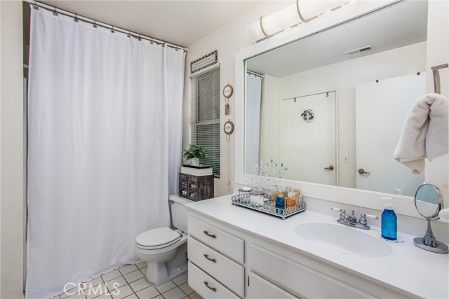 10981 Deerfield Drive, Cherry Valley CA: https://media.crmls.org/medias/1f7260a1-1388-483a-8c7c-7bf4a74dadaf.jpg