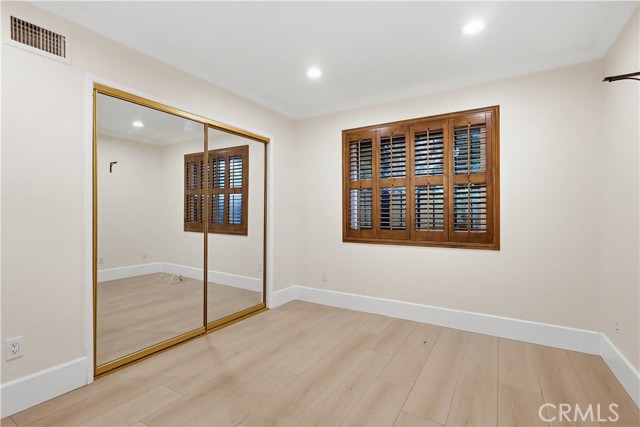 Image 21 of 50 For 5556 Temple City