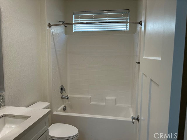 Detail Gallery Image 16 of 32 For 12259 Lima Way, Sylmar,  CA 91342 - 4 Beds | 3 Baths