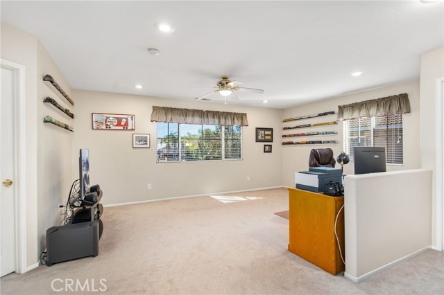 39691 Ashland Way, Murrieta CA: https://media.crmls.org/medias/1f73211a-2b37-42f8-a25b-5ee168abf584.jpg