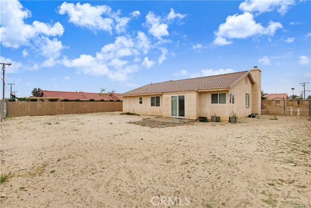 Image 19 of 20 For 15514 Avenida Manzana