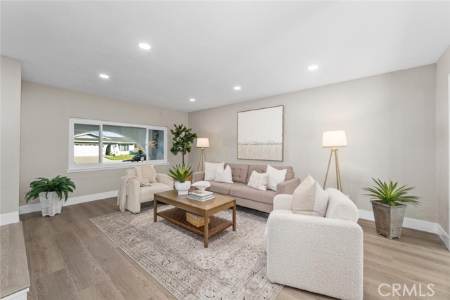 Detail Gallery Image 8 of 67 For 5122 Toulouse Dr, La Palma,  CA 90623 - 5 Beds | 3 Baths