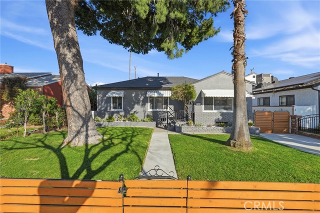 Detail Gallery Image 71 of 74 For 2140 N Rose St, Burbank,  CA 91505 - 5 Beds | 3/1 Baths