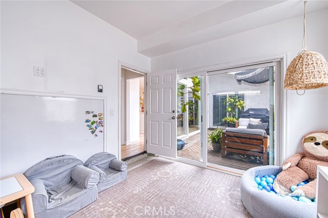 234 Prospect Street, Newport Beach CA: https://media.crmls.org/medias/1f762d29-c383-4bd6-975c-419d932cfe35.jpg