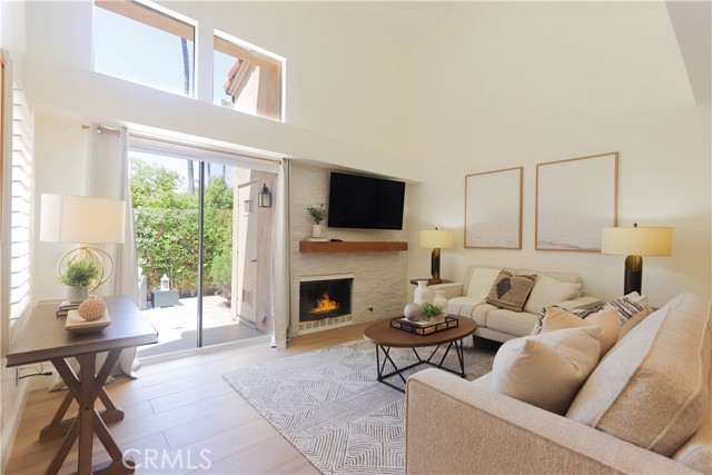 45 Corsica Drive, Newport Beach CA: https://media.crmls.org/medias/1f762fa5-0fff-4d03-a330-ef12fd64b714.jpg
