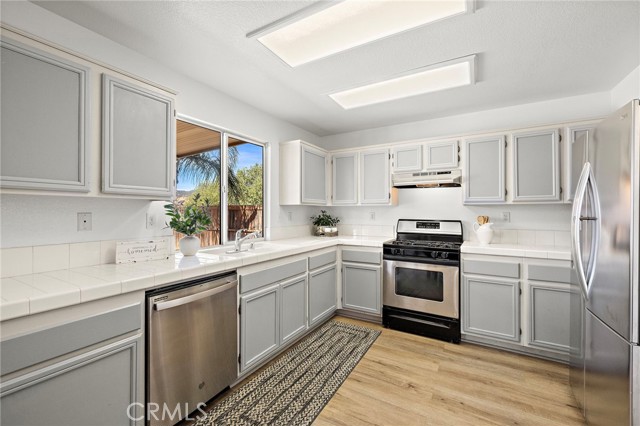 Detail Gallery Image 15 of 45 For 23023 Harbor Seal Ct, Wildomar,  CA 92595 - 4 Beds | 2/1 Baths