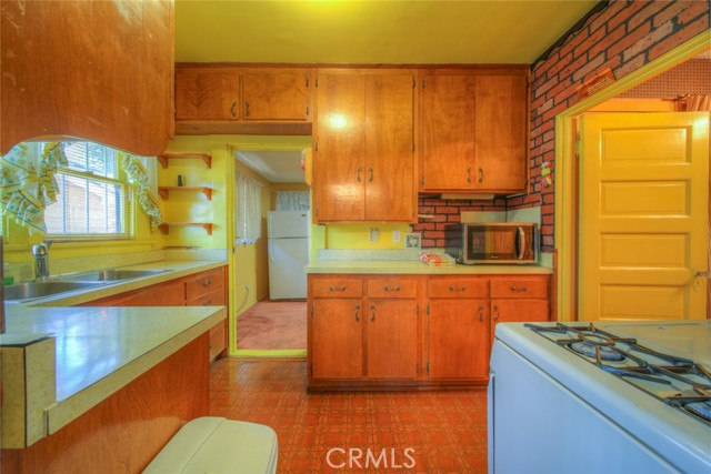 Detail Gallery Image 30 of 57 For 4202 Los Pinos Ave, San Diego,  CA 92113 - 3 Beds | 2 Baths