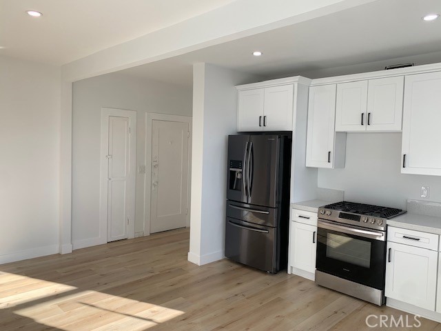 Detail Gallery Image 8 of 10 For 247 N New Hampshire, Los Angeles,  CA 90004 - 1 Beds | 1 Baths