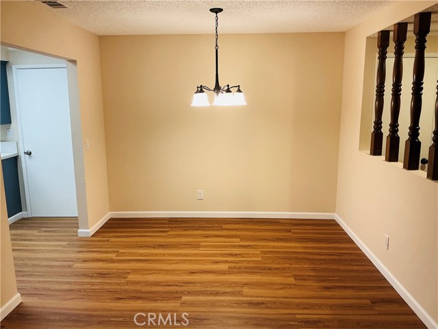 Detail Gallery Image 4 of 14 For 1126 Lucerne, Hemet,  CA 92543 - 2 Beds | 2 Baths