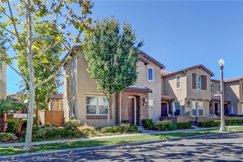 10 Fenix Street, Rancho Mission Viejo, CA 92694