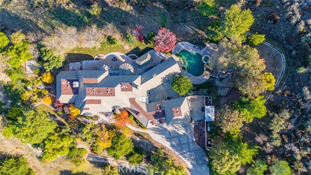 Detail Gallery Image 3 of 75 For 26644 Brooken Ave, Canyon Country,  CA 91387 - 8 Beds | 8 Baths