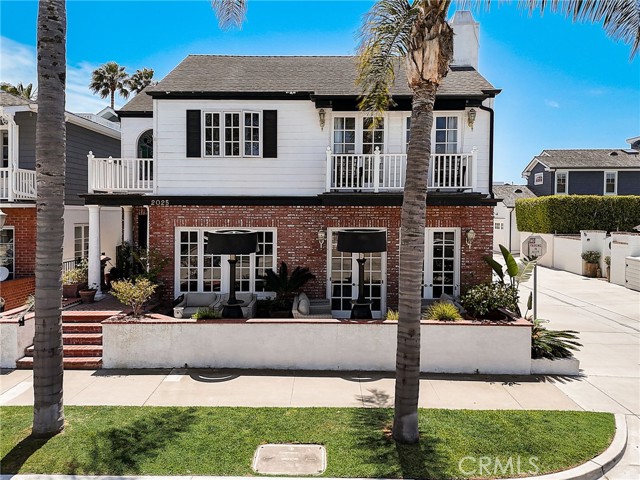 Detail Gallery Image 61 of 70 For 2025 E Balboa, Newport Beach,  CA 92661 - 4 Beds | 4 Baths