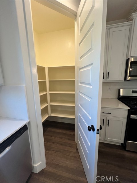 Detail Gallery Image 9 of 33 For 9110 Winding Stream Ave, Bakersfield,  CA 93311 - 4 Beds | 3 Baths