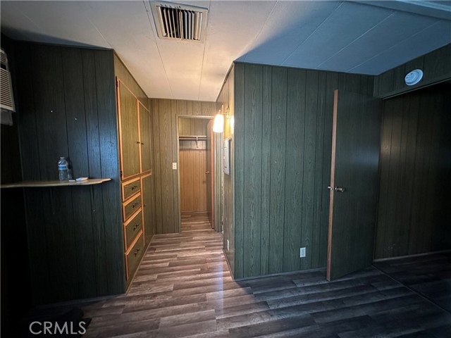 332 N LYON Avenue, Hemet CA: https://media.crmls.org/medias/1f7a73d1-d217-4273-896e-db3d87a61b3c.jpg
