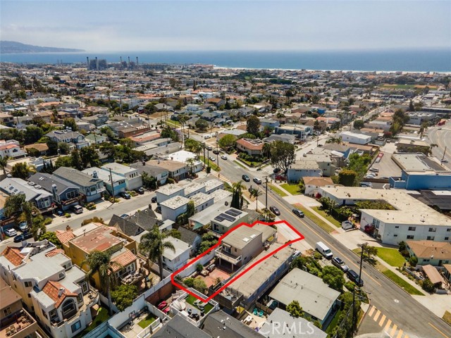 1020 Prospect Avenue, Hermosa Beach, California 90254, 4 Bedrooms Bedrooms, ,1 BathroomBathrooms,Residential,Sold,Prospect,PV22112459