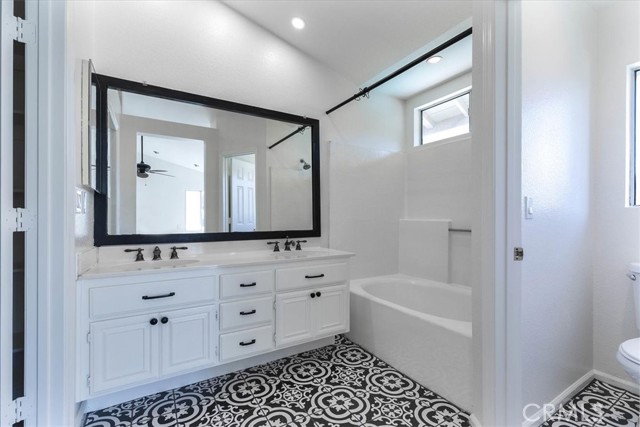 24484 Tuscola, Murrieta CA: https://media.crmls.org/medias/1f7b78a0-a406-4c3d-bd45-4020fdb6926b.jpg