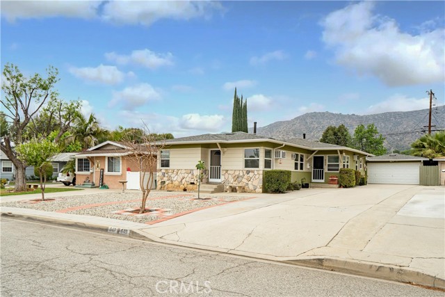 849 W Foothill Blvd, Glendora, CA 91741