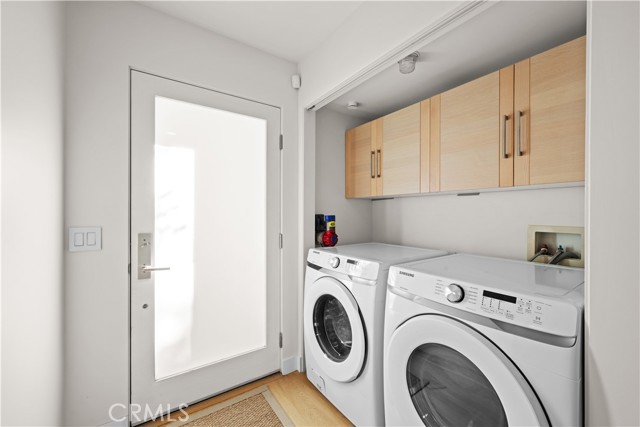 3631 Sunswept Drive, Studio City CA: https://media.crmls.org/medias/1f7c1b2d-8633-46dc-9e2b-5d36e2e984a4.jpg