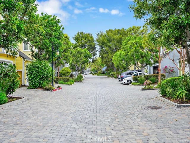 Detail Gallery Image 29 of 34 For 6067 Loynes Dr #18,  Long Beach,  CA 90803 - 3 Beds | 3 Baths