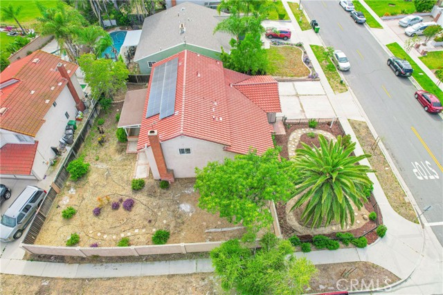 Detail Gallery Image 35 of 38 For 1538 Mariposa Dr, Corona,  CA 92879 - 5 Beds | 2/1 Baths