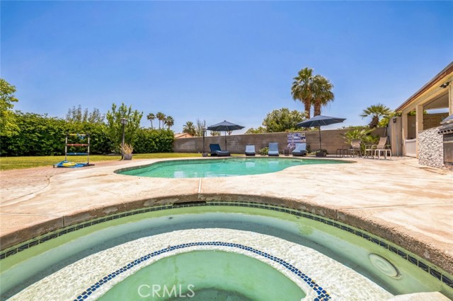 Detail Gallery Image 10 of 30 For 43300 Warner Trl, Palm Desert,  CA 92211 - 3 Beds | 2 Baths