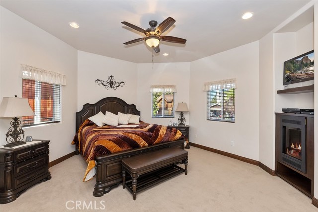 Detail Gallery Image 13 of 21 For 216 Alp Ct, Big Bear Lake,  CA 92315 - 5 Beds | 7 Baths