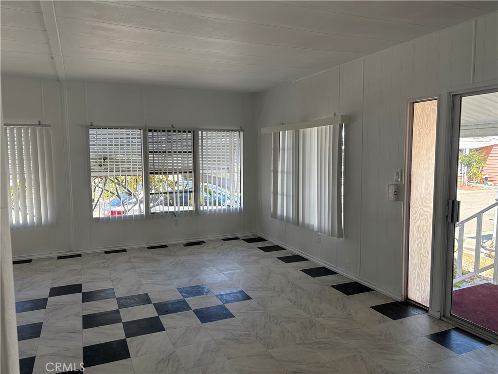 2300 Valley Parkway - photo 5