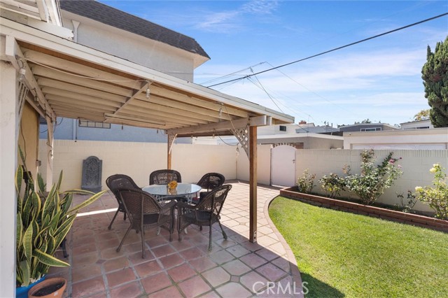 24209 Ward Street, Torrance, California 90505, 3 Bedrooms Bedrooms, ,2 BathroomsBathrooms,Residential,For Sale,Ward,SB25214002