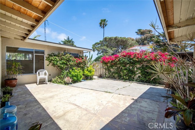 2018 Calle De Los Alamos, San Clemente CA: https://media.crmls.org/medias/1f7e1ff7-4b38-4ebe-8c17-45bba70e3ac1.jpg