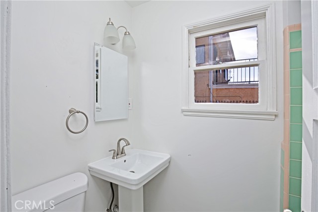 Detail Gallery Image 21 of 35 For 8230 Manzanar Ave, Pico Rivera,  CA 90660 - 2 Beds | 2 Baths