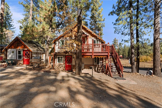 Detail Gallery Image 3 of 54 For 844 Tulip Ln, Big Bear Lake,  CA 92315 - – Beds | – Baths