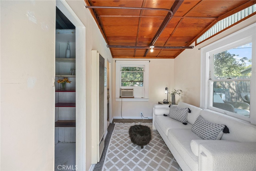 MLS #OC25144639 img 32