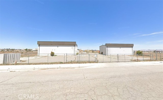 17130 Mesa Street, Hesperia, California 92345, ,Commercial Lease,For Rent,17130 Mesa Street,CRHD23199422