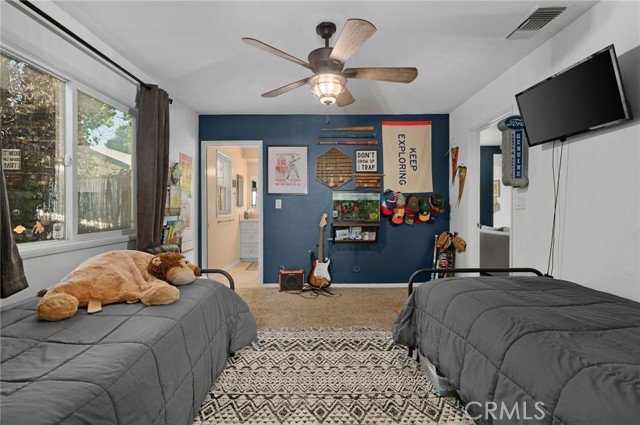 Detail Gallery Image 16 of 56 For 12661 California St, Yucaipa,  CA 92399 - 3 Beds | 3 Baths