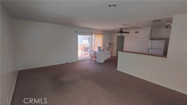 Detail Gallery Image 10 of 22 For 1035 E Appleton St #12,  Long Beach,  CA 90802 - 2 Beds | 2 Baths