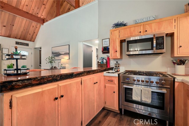 Detail Gallery Image 11 of 28 For 642 Villa Grove Ave, Big Bear City,  CA 92314 - 3 Beds | 1 Baths