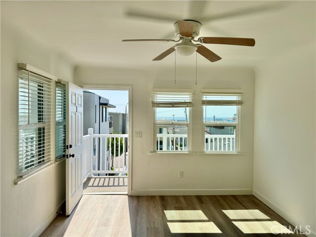 Front Image Thumbnail for CRSB26058355