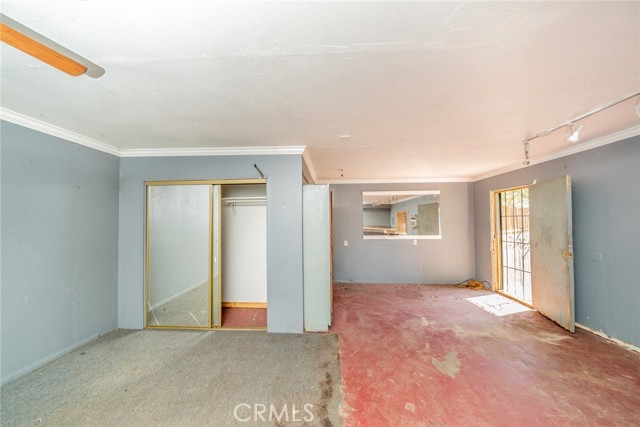 1964 Marlborough Avenue, Riverside CA: https://media.crmls.org/medias/1f811074-71aa-49b7-bcdd-03fec16aff8e.jpg