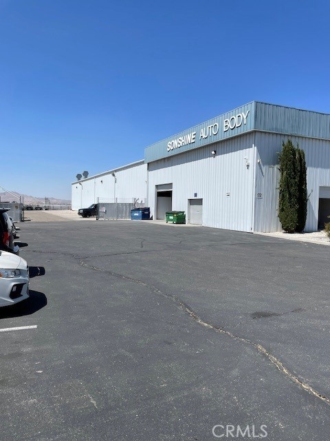 Image 3 of 5 For 17200 Jasmine Street