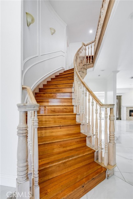 Detail Gallery Image 17 of 36 For 19314 Yolie, Tarzana,  CA 91356 - 4 Beds | 4 Baths