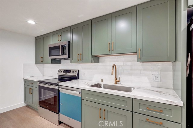 Detail Gallery Image 17 of 25 For 644 Pier Ave #5,  Santa Monica,  CA 90405 - 1 Beds | 1 Baths